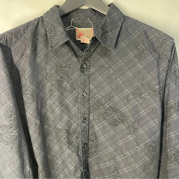 Vintage Red Dress Black Shirt Men size XL - Picture 5 of 9